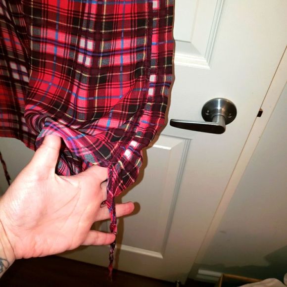 Pink plaid tartan silky flannel tunic button up size 10 - Picture 4 of 4
